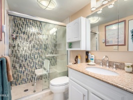 10330 W Thunderbird Blvd Unit B115, Sun City, Arizona 85351, ,2 BathroomsBathrooms,2 Bedroom Deluxe Condos,For Sale,W Thunderbird Blvd Unit B115,1254